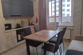 Продам светлую квартиру